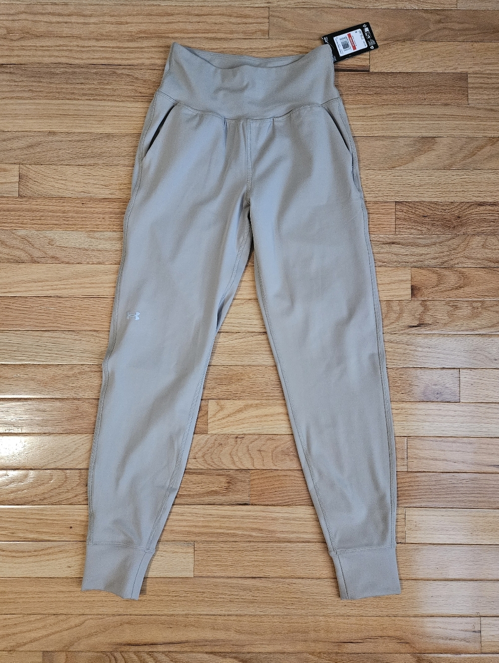 Under Armour Women's Movement Beige Jogger Pants Pockets Size XS NWT